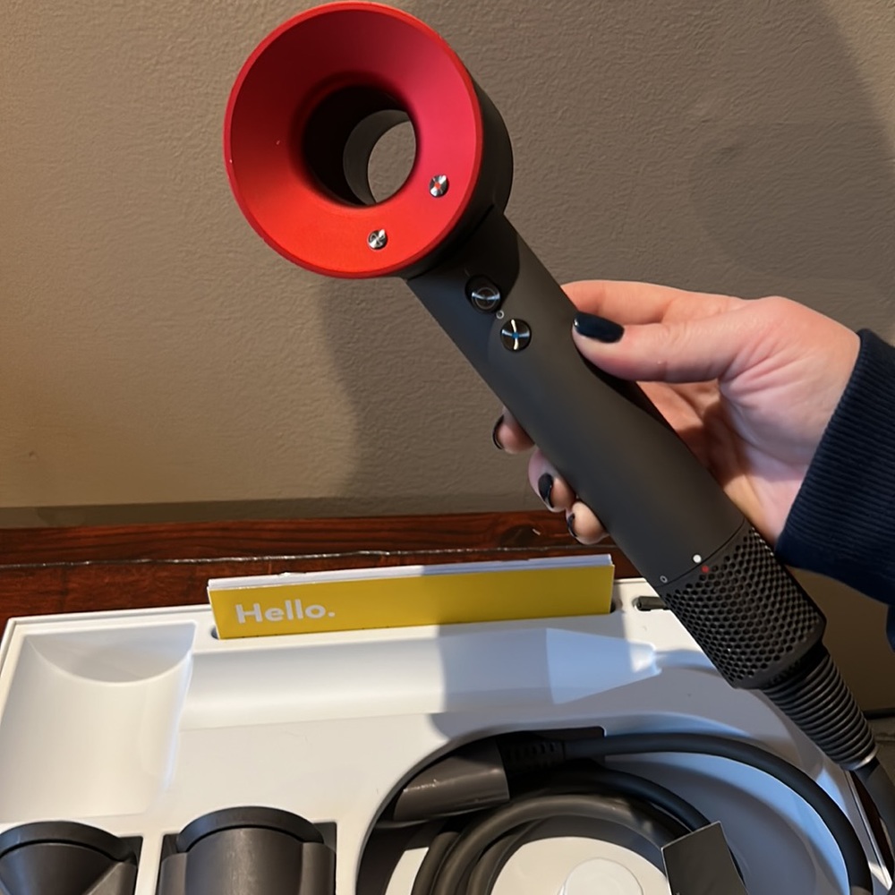 Dyson super sonic hairdryer. Original packaging. Barely used. Great condition